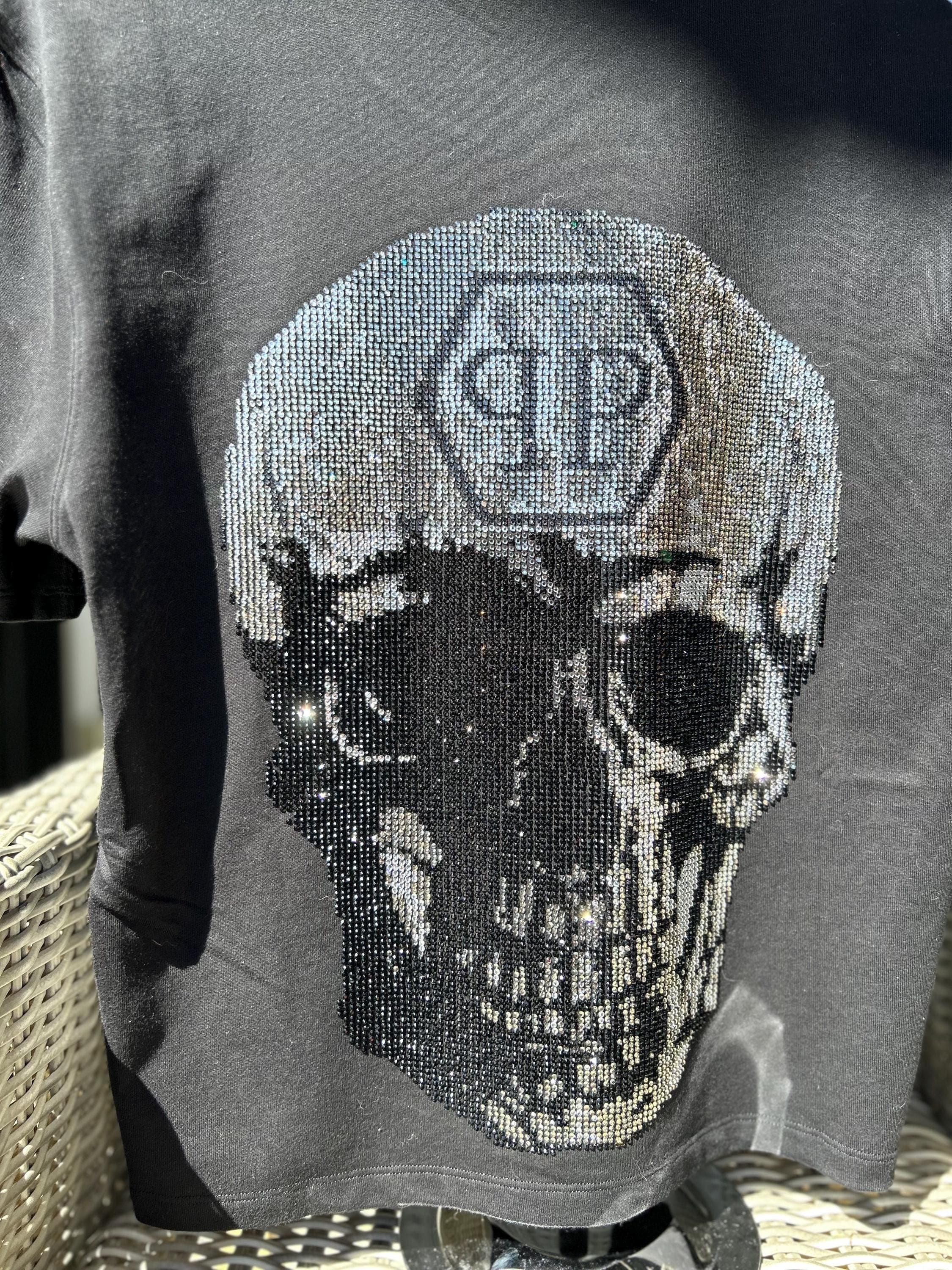 Gothic skull, bling t-shirt — photograph 1 of 10